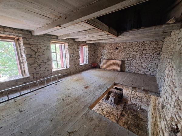 Maison à vendre à Saint-Flour dans le Cantal (15100), ref : 044/1151