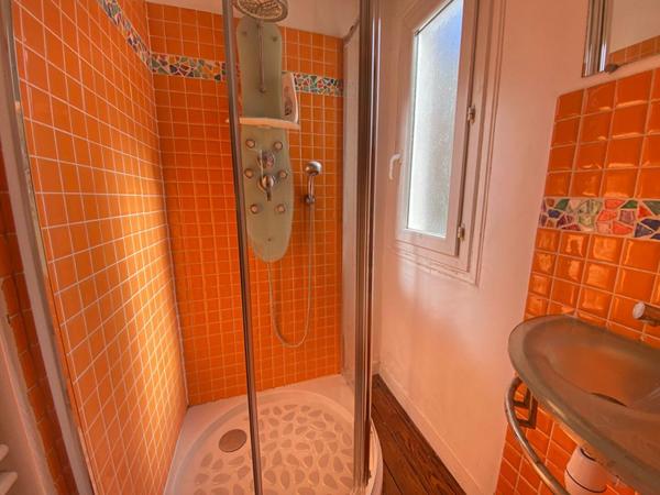 Maison Hyper centre, 3 chambres et cour végétalisée