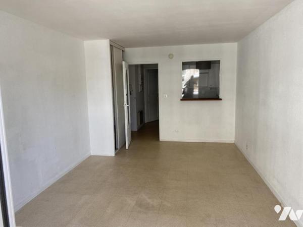 À Vendre – Studio 29,85 m² avec balcon, cave et stationnement – Pornichet Centre