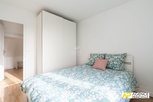 Appartement 2 pièces à vendre au dernier étage en hyper centre de Maisons-Laffitte €235 000 ** - Référence 4641