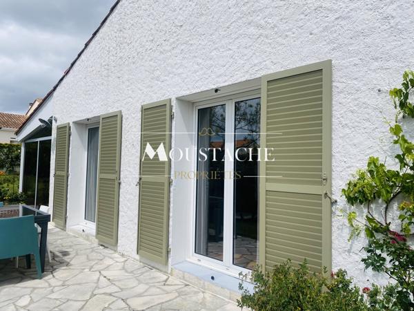 VILLA A LA RÉNOVATION CONTEMPORAINE HAUT DE GAMME - 200 M LAC & 1 KM PLAGE -