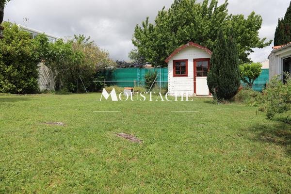 VILLA A LA RÉNOVATION CONTEMPORAINE HAUT DE GAMME - 200 M LAC & 1 KM PLAGE -