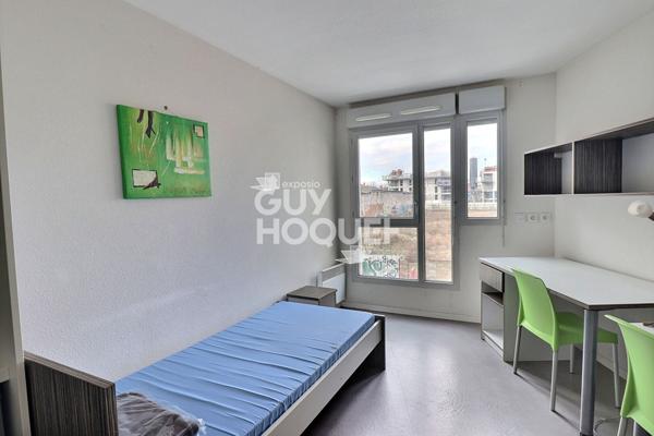 Studio avec parking sous Bail Commercial