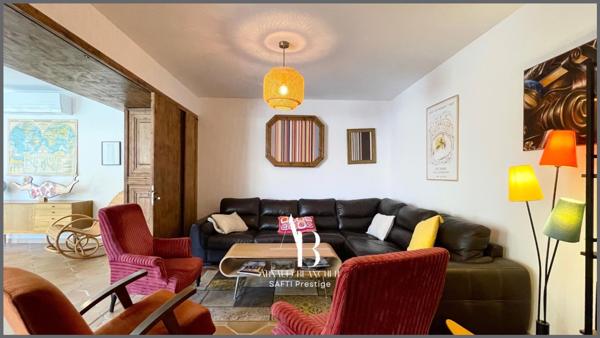 Grande demeure de caractère à 100 m de la Méditerranée – Maison Familiale ou chambres d’hôtes.