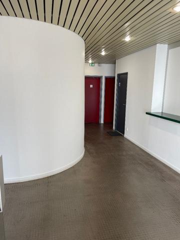 Bourg-en-Bresse Bureaux à louer centre ville - 125 m² + 2 Parkings
