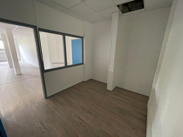 Bourg-en-Bresse Bureaux à louer centre ville - 125 m² + 2 Parkings