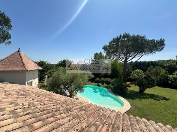 Propriete 9 pièce(s) 4 chambre(s) 309 m²