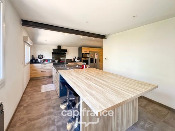 Maison à vendre 7 pièces SALAISE SUR SANNE (38)