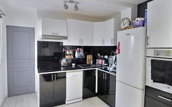 Maison à vendre    5 pièces •  Marseille 10