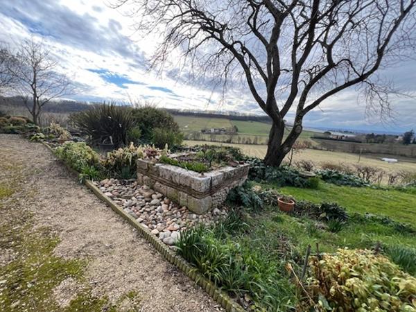 Propriété Galapian (47) en campagne