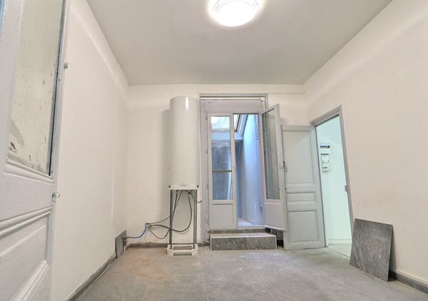 Local commercial Aubervilliers 58 m2