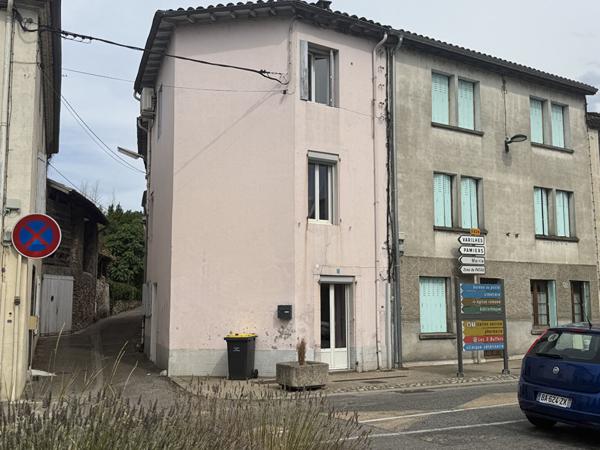 Immeuble St Jean De Verges 170 m2 3 APPARTEMENTS