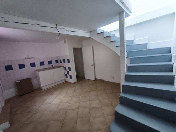 Immeuble St Jean De Verges 170 m2 3 APPARTEMENTS