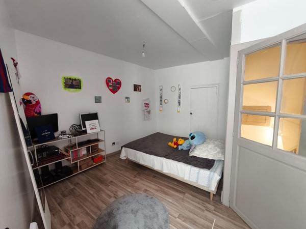 Immeuble St Jean De Verges 170 m2 3 APPARTEMENTS