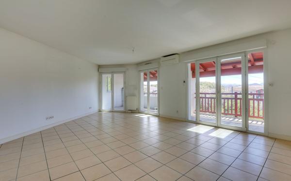 Appartement à vendre    4 pièces • 102,96 m2 Saint-Jean-de-Luz