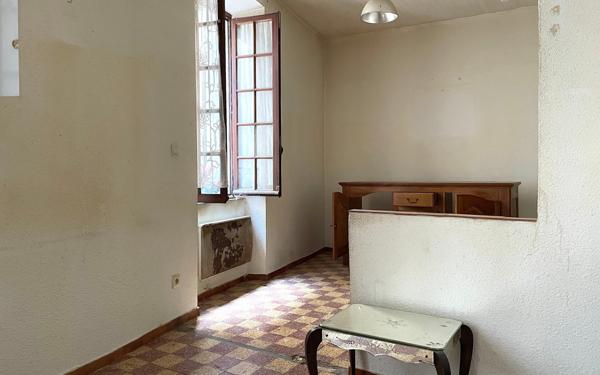 Appartement à vendre    4 pièces •  Viviers