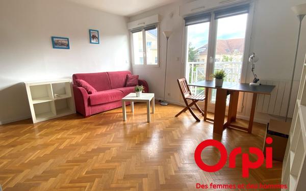 Appartement à vendre    2 pièces • 27,24 m2 Voisins-le-Bretonneux