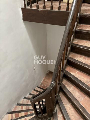 CARCASSONNE BASTIDE - Immeuble composé de 2 appartements + cave et courette