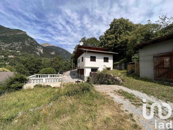 Maison à vendre 4 pièces 77 m² Saint-Martin-Vésubie