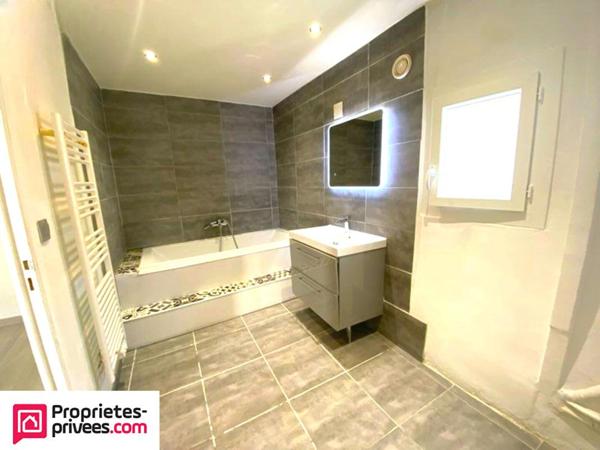 Appartement Auriol 4 pièces 73m2 avec terrasse Sud 16m² + garage