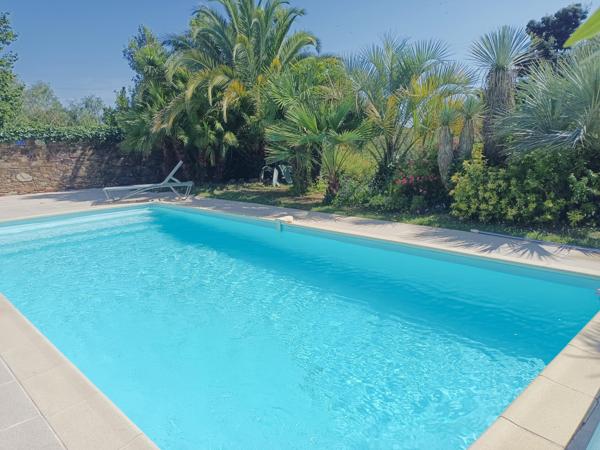 Belle propriété de 240 m² avec piscine et son beau jardin exotique 831 200 € FAI 3370TH – nantes Sud Immobilier