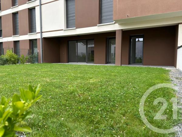 Appartement F5 à vendre  5 pièces - 106,19 m 2   FOUGERES  - 35