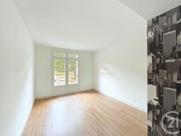 Maison à vendre  7 pièces - 146,40 m 2   ST JACQUES DE LA LANDE  - 35