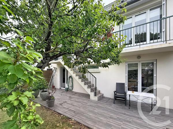 Maison à vendre  7 pièces - 146,40 m 2   ST JACQUES DE LA LANDE  - 35