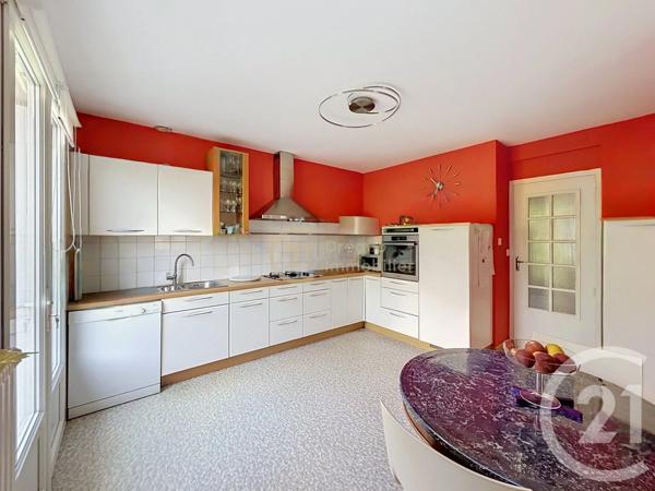 Maison à vendre  7 pièces - 146,40 m 2   ST JACQUES DE LA LANDE  - 35