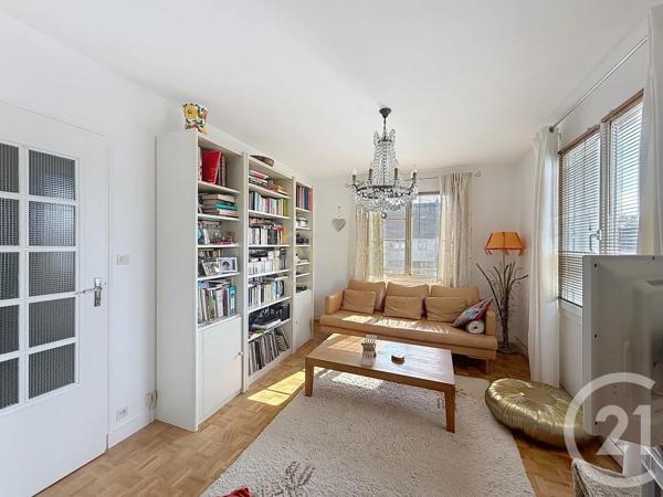 Maison à vendre  7 pièces - 146,40 m 2   ST JACQUES DE LA LANDE  - 35