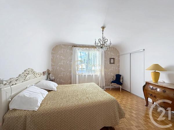 Maison à vendre  7 pièces - 146,40 m 2   ST JACQUES DE LA LANDE  - 35
