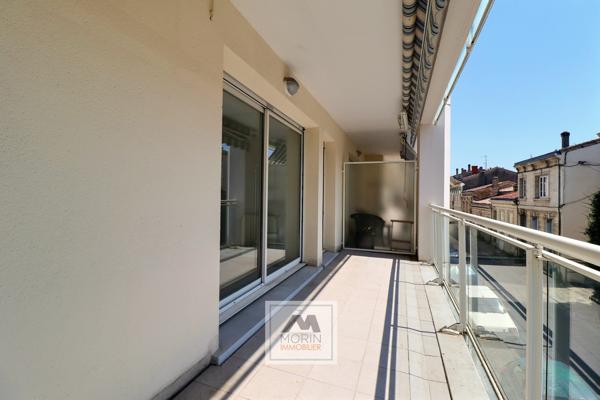 BORDEAUX Quartier CROIX BLANCHE, à vendre appartement avec 4 chambres, terrasse, balcon et garage