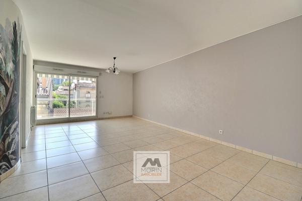 BORDEAUX Quartier CROIX BLANCHE, à vendre appartement avec 4 chambres, terrasse, balcon et garage