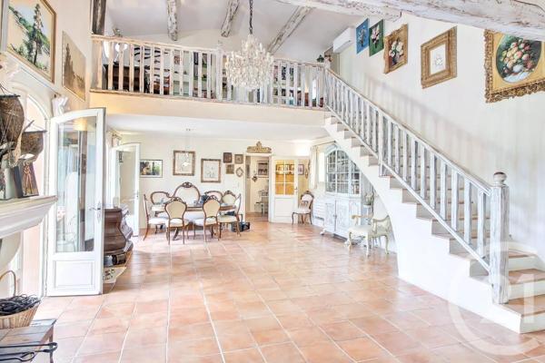 Maison à vendre  4 pièces - 162,84 m 2   LE ROURET  - 06