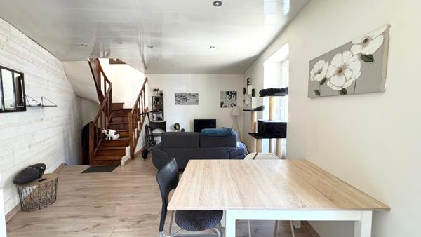 Appartement T2 en duplex dans le centre-ville d'Auray
