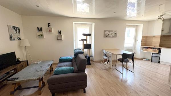 Appartement T2 en duplex dans le centre-ville d'Auray