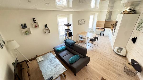 Appartement T2 en duplex dans le centre-ville d'Auray