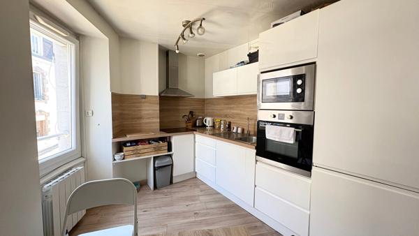 Appartement T2 en duplex dans le centre-ville d'Auray