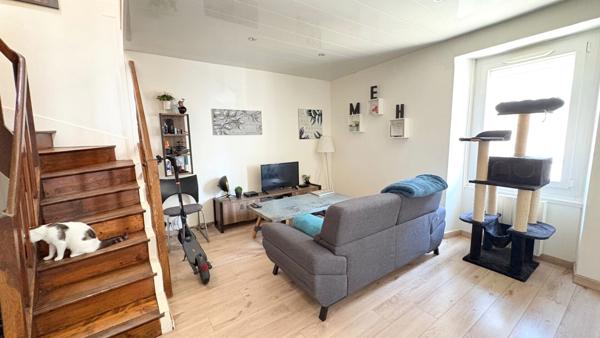 Appartement T2 en duplex dans le centre-ville d'Auray