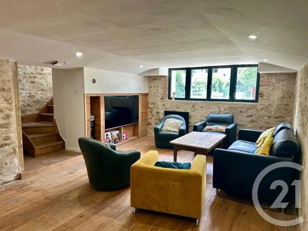 Maison à vendre  8 pièces - 137,55 m 2   FOUGERES  - 35