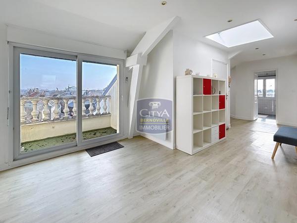 Appartement à vendre 3 pièces 65m² Saint-Quentin (02100)