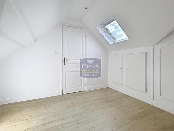 Appartement à vendre 3 pièces 65m² Saint-Quentin (02100)