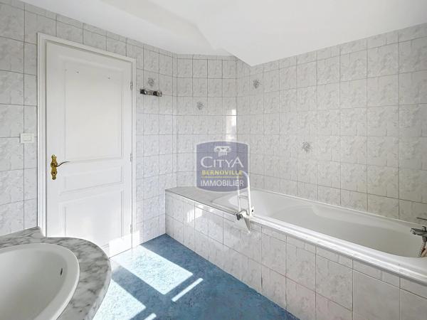 Appartement à vendre 3 pièces 65m² Saint-Quentin (02100)