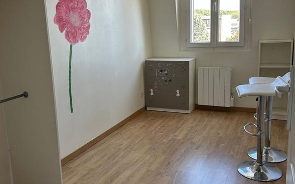 Appartement à vendre    3 pièces • 38,87 m2 Villemomble