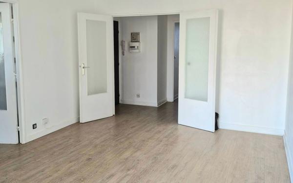 Appartement à vendre    2 pièces • 51,17 m2 Rosny-sous-Bois