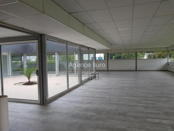 Bureau(x) - Entre oloron et pau - Réf.:204767 BUREAUX PLAIN PIED DE 415 M² SUR TERRAIN DE 4500 M²