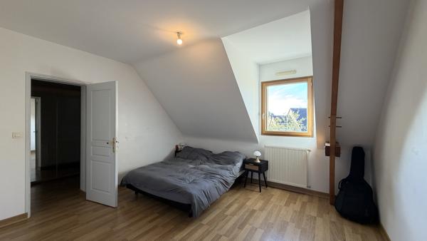 Maison familiale 5 chambres – La Mézière – Vie de plain-pied