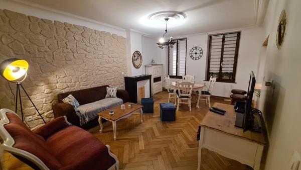 F2 MEUBLE TTES CHARGES COMPRISES METZ CENTRE PROCHE GARE