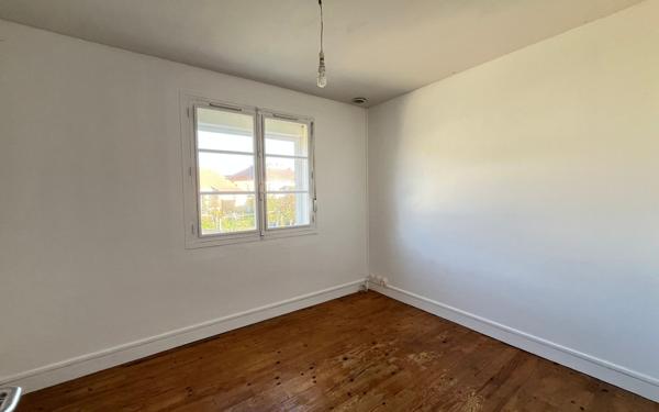 Maison à vendre    5 pièces •  Alençon