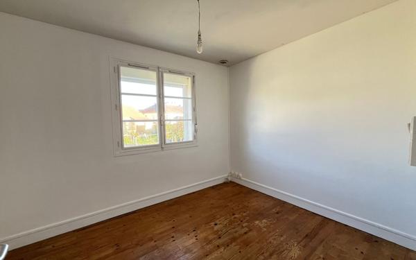 Maison à vendre    5 pièces •  Alençon